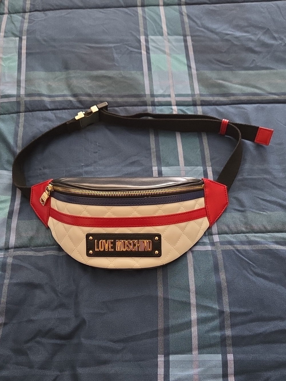 Love Moschino White Quilted Belt Bag with Red Trim